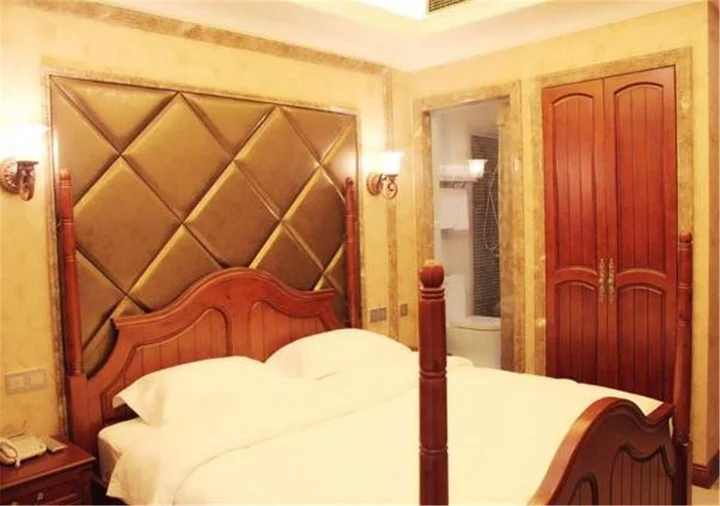 Ибинь: Yibinbandao Holiday Hotel