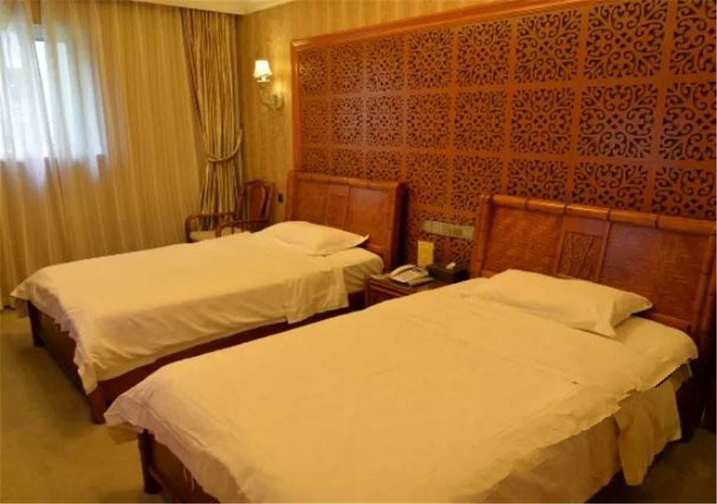 Ибинь: Yibinbandao Holiday Hotel