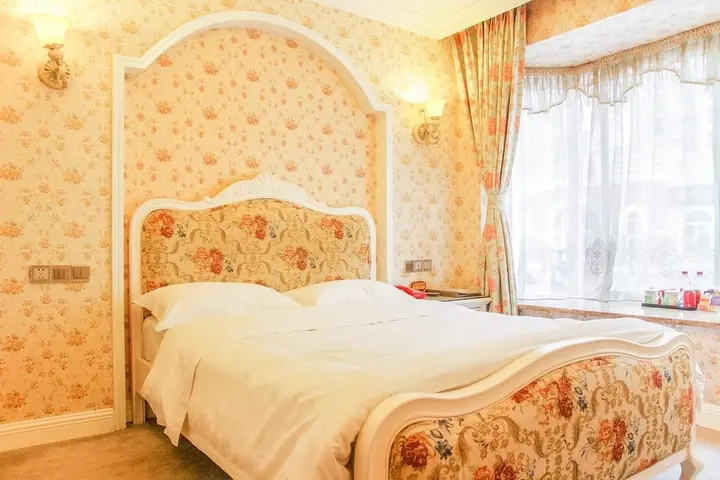 Ибинь: Yibinbandao Holiday Hotel