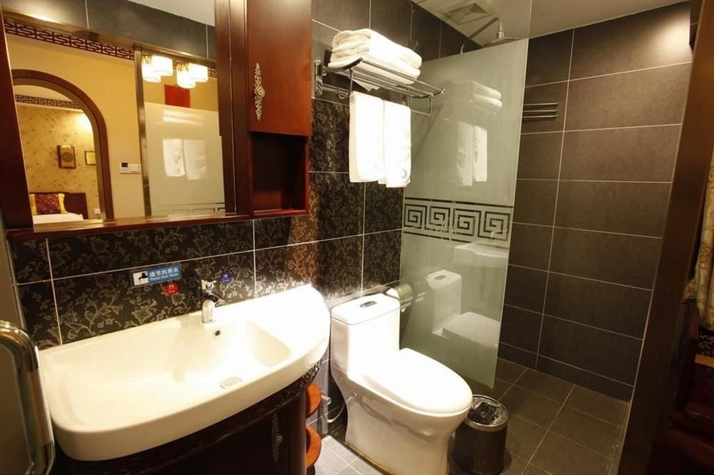 Пекин: Haoyang Culture Hotel (Beijing Qianmen Dashilan Store)