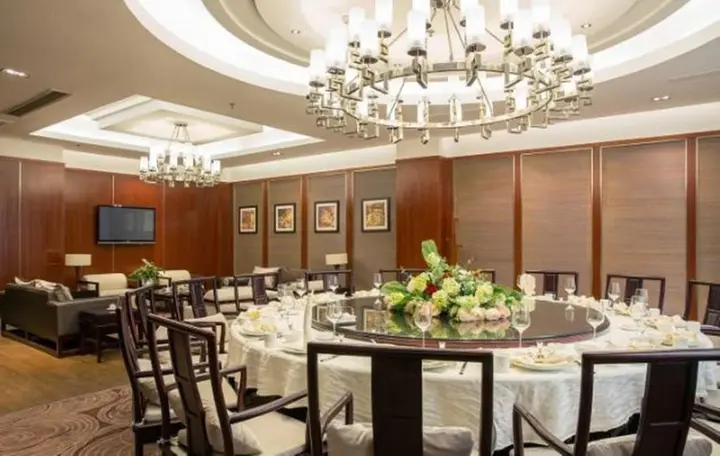 Чэнду: Langzhong Grand