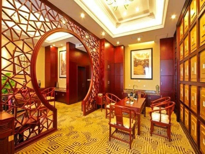 Пекин: Yuhuagong Beijing