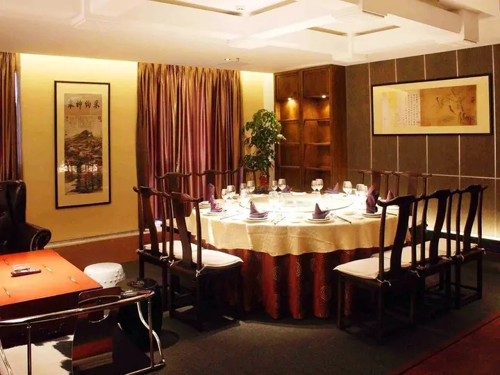 Лунъянь: Hengbao Hotel