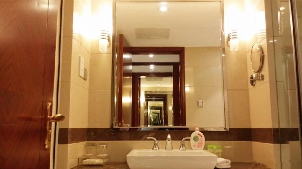 Чанчжоу: 常州明都真儒酒店