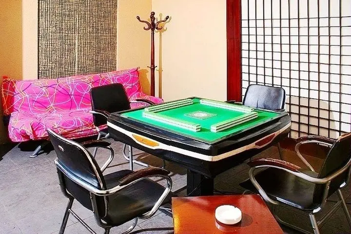 Линьи: Luban International Hotel
