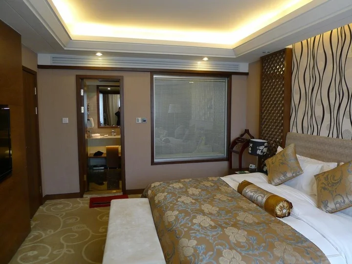 Линьи: Taoranju Hotel
