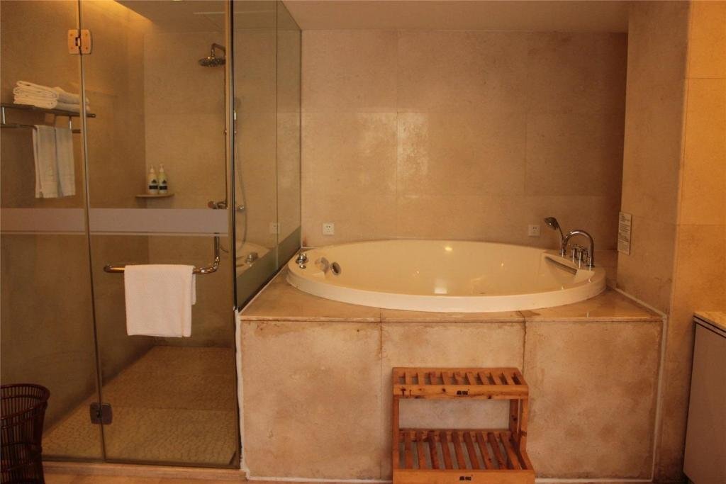 Хойчжоу: Gold Lake Hotel