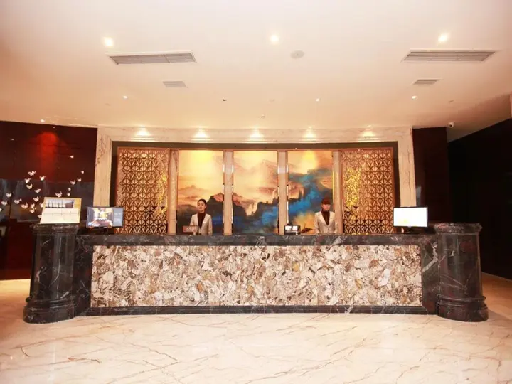 Чэнду: Chengdu Rising Butterfly Hotel