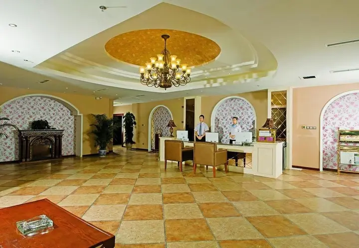 Чэнду: Chengdu Care U Well Hotel