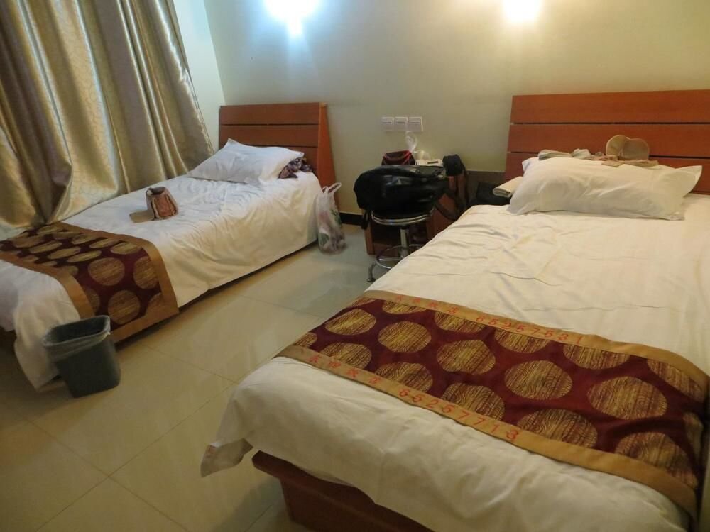 Пекин: Dongsi Hotel Beijing (Near  Wangfujing)