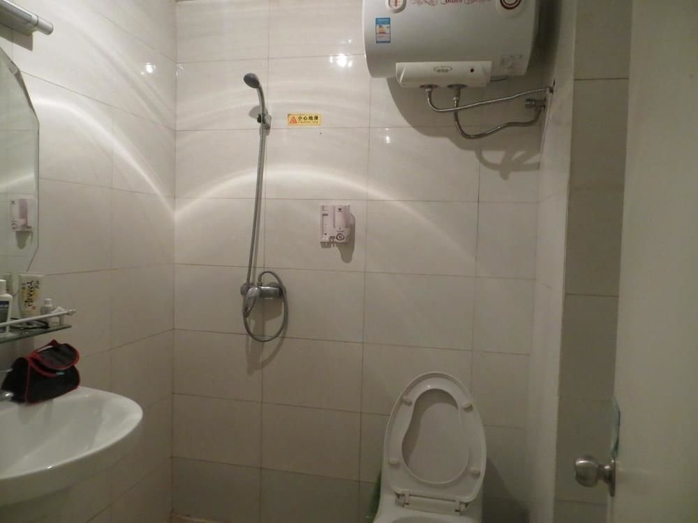 Пекин: Dongsi Hotel Beijing (Near  Wangfujing)