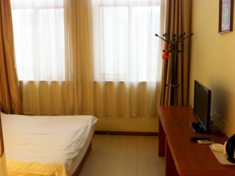 Пекин: Dongsi Hotel Beijing (Near Wangfujing)