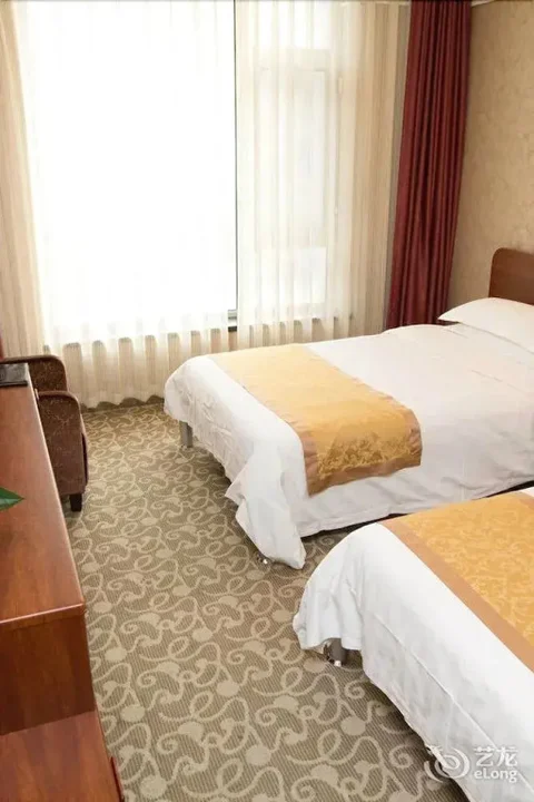 Пекин: Super 8 Hotel Hepingli - Beijing
