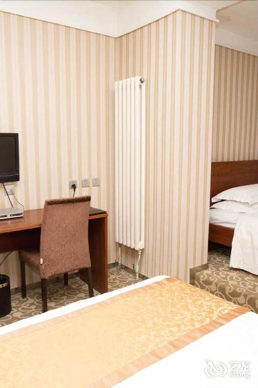 Пекин: Super 8 Hotel Hepingli - Beijing