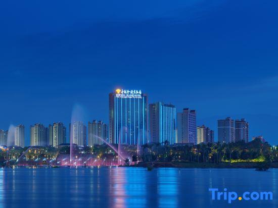 Цзинхун: Empark Grand Hotel