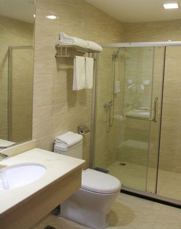 Шэньчжэнь: Shangdong Hotel - Shenzhen