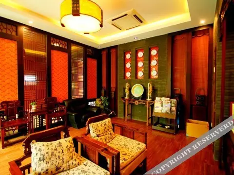 Шанхай: Yipeng Hotel