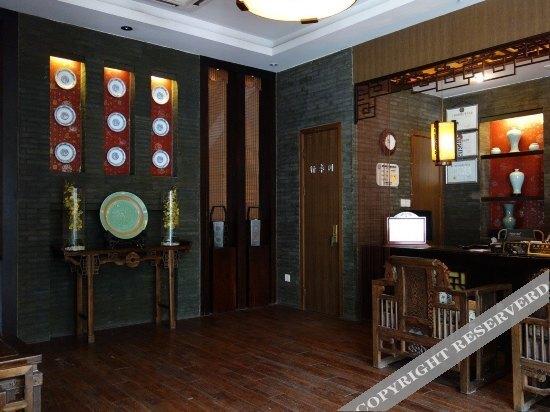 Шанхай: Yipeng Hotel