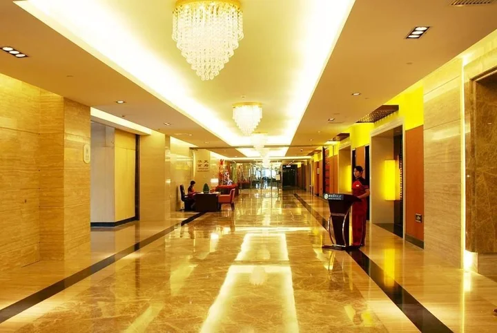Пекин: Beijing Century Huatian Hotel