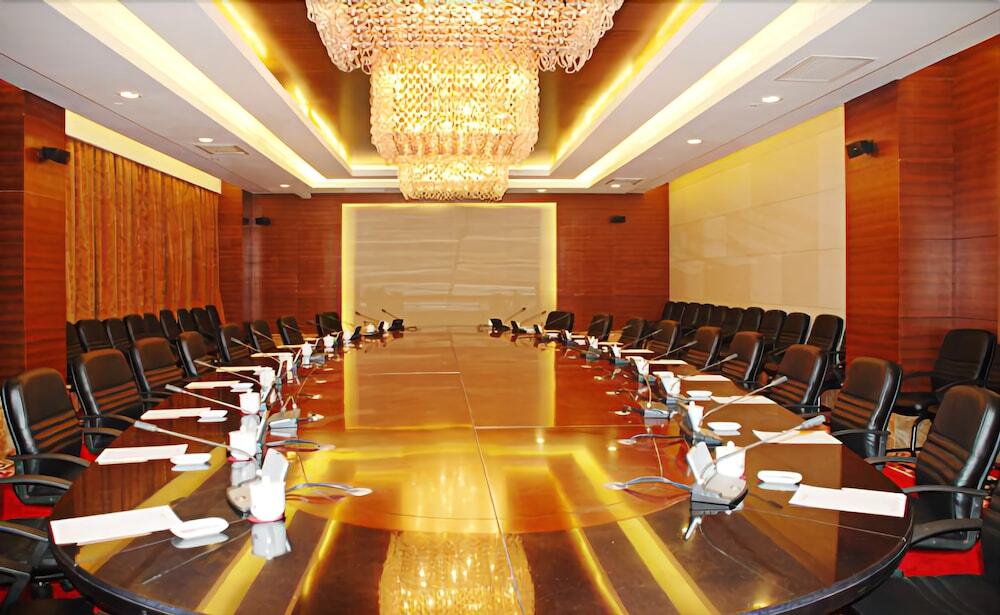 Пекин: Beijing Century Huatian Hotel