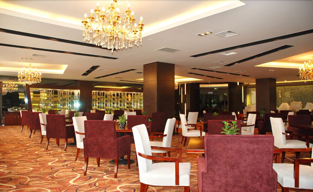 Пекин: Beijing Century Huatian Hotel