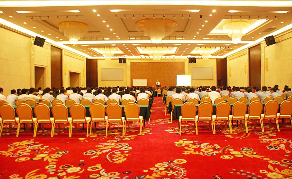 Пекин: Beijing Century Huatian Hotel