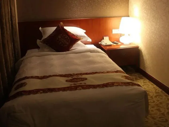 Хэфэй: Hefei No.8 Hotel Beside The Seine, Luzhou