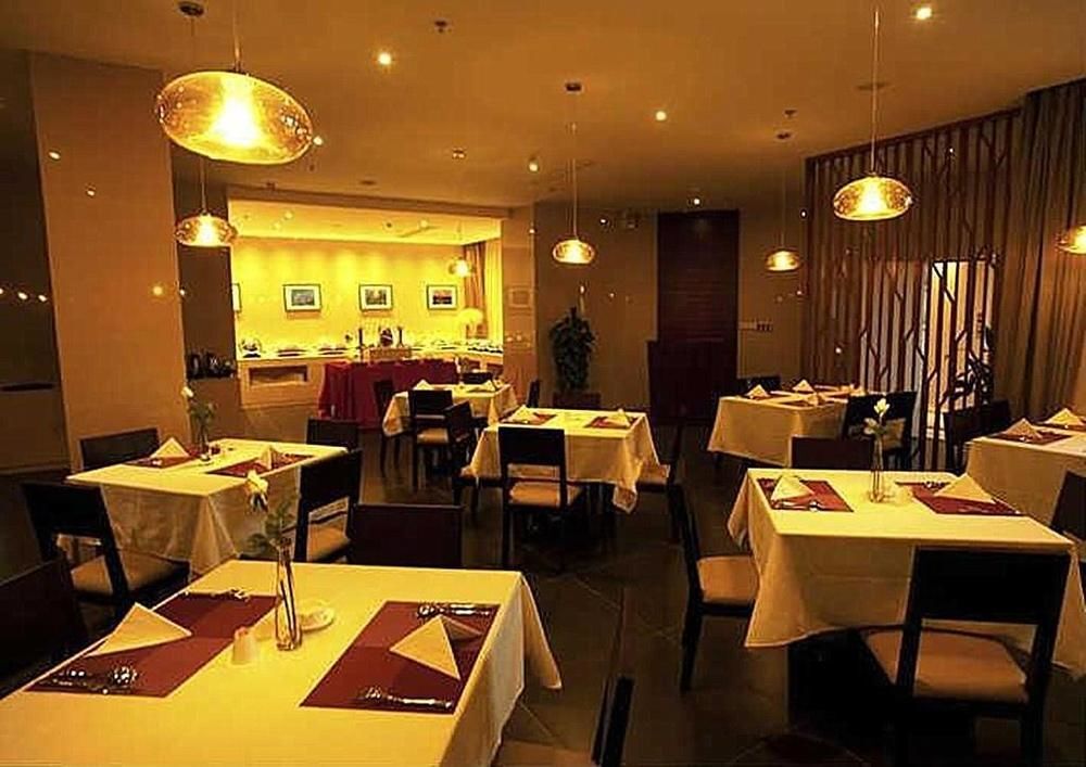 Хэфэй: Yitel Hotel Sanxiaokou Metro Station Yangtze River Hotel Hefei