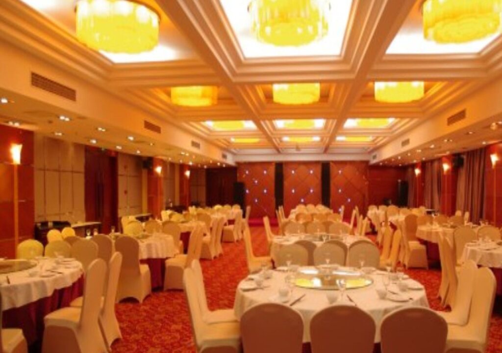Шанхай: Kunshan D H Hotel