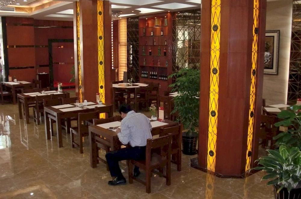 Шанхай: Fortune Hotel
