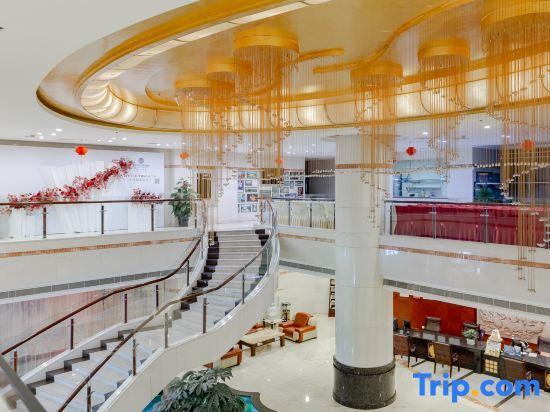 Лунъянь: Centron International Hotel
