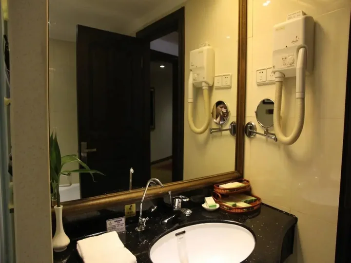 Наньчан: Jindu Crown Hotel