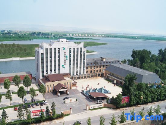 Даньдун: Dandong Pearl-lsland Golf Club