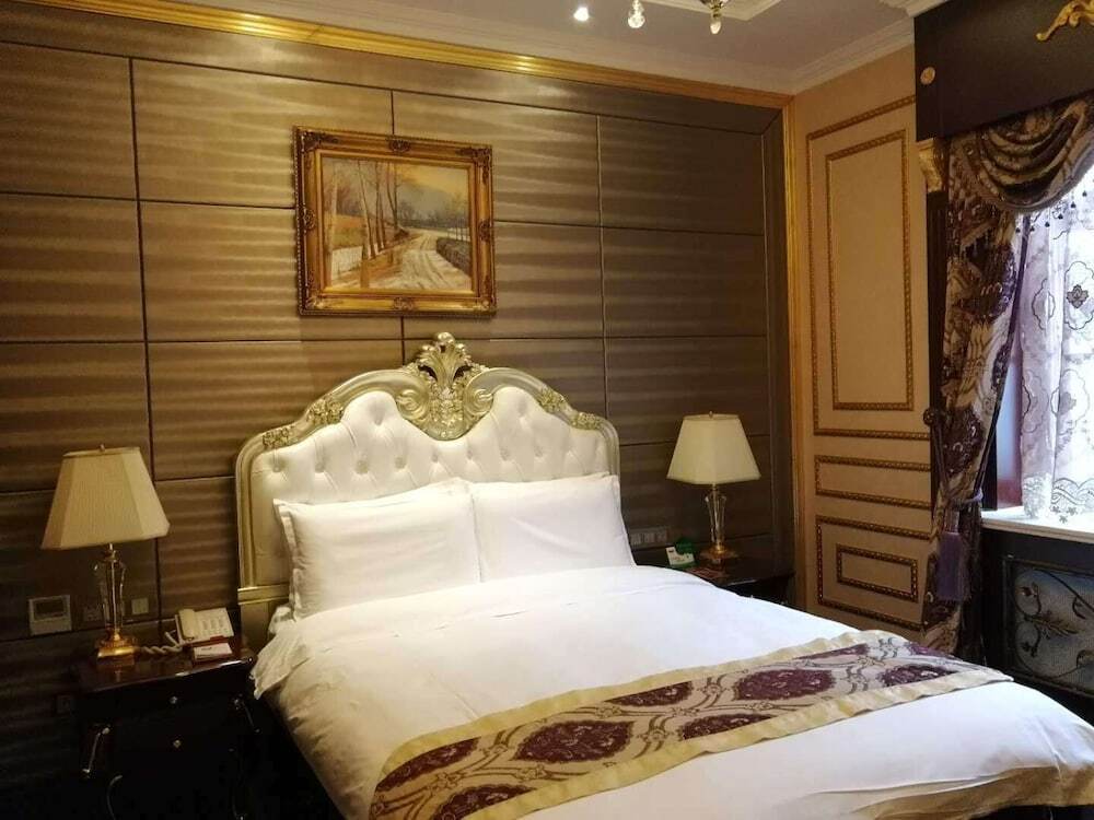 Далянь: Dalian Railway 1896 Garden Hotel