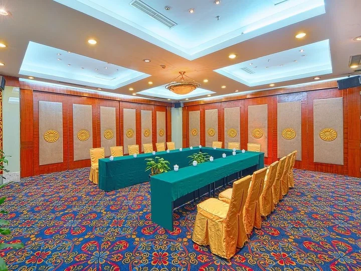 Чанчжоу: Legend Holiday Hotel