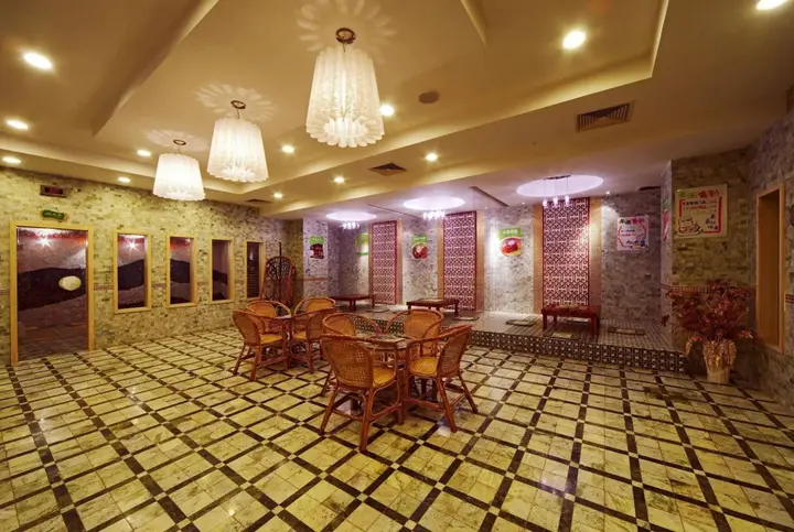 Даньдун: Sunny Resort Hotel - Dandong