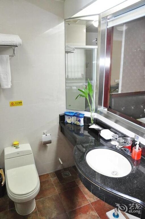 Thank Inn Shandong Jinan Lixia District Jingshi Road Qianfoshan Hospital — фото 2