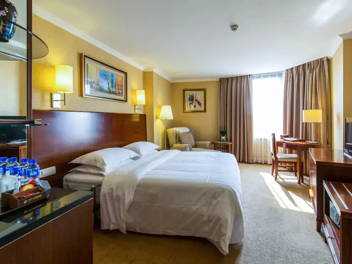 Пекин: The Twenty First Century Hotel