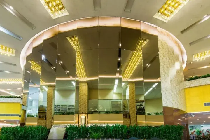 Пекин: The Twenty First Century Hotel