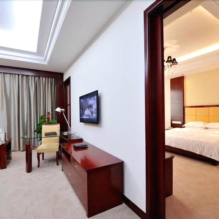 Жангжоу: Wanjiahao International Hotspring Hotel