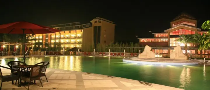 Хойчжоу: DiPai HotSpring Resort