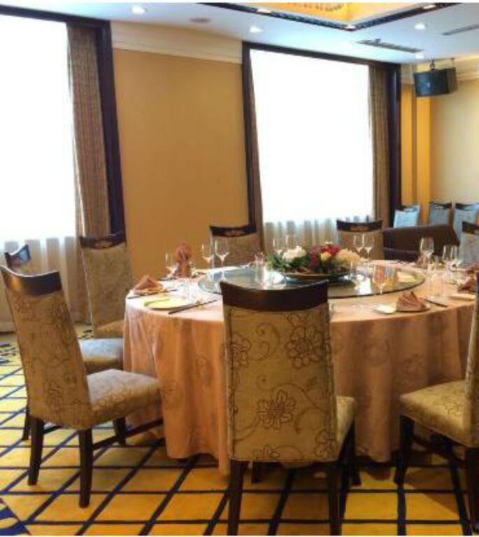 Пекин: Yulong International Hotel
