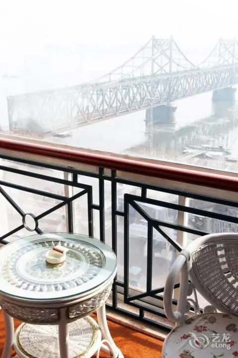 Даньдун: Zhonglian Hotel - Dandong