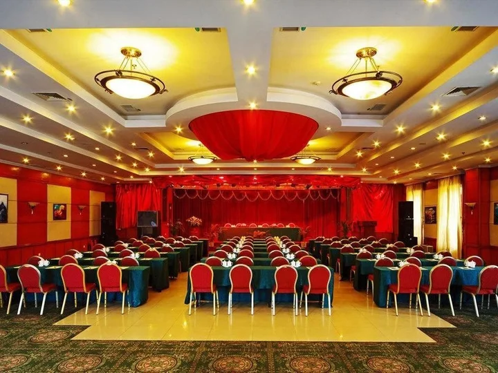 Даньдун: Zhonglian Hotel - Dandong