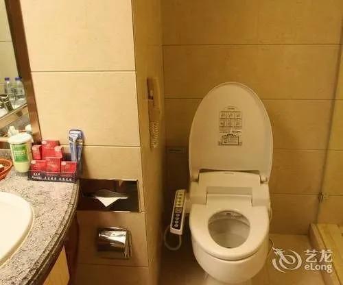Даньдун: Zhonglian Hotel - Dandong