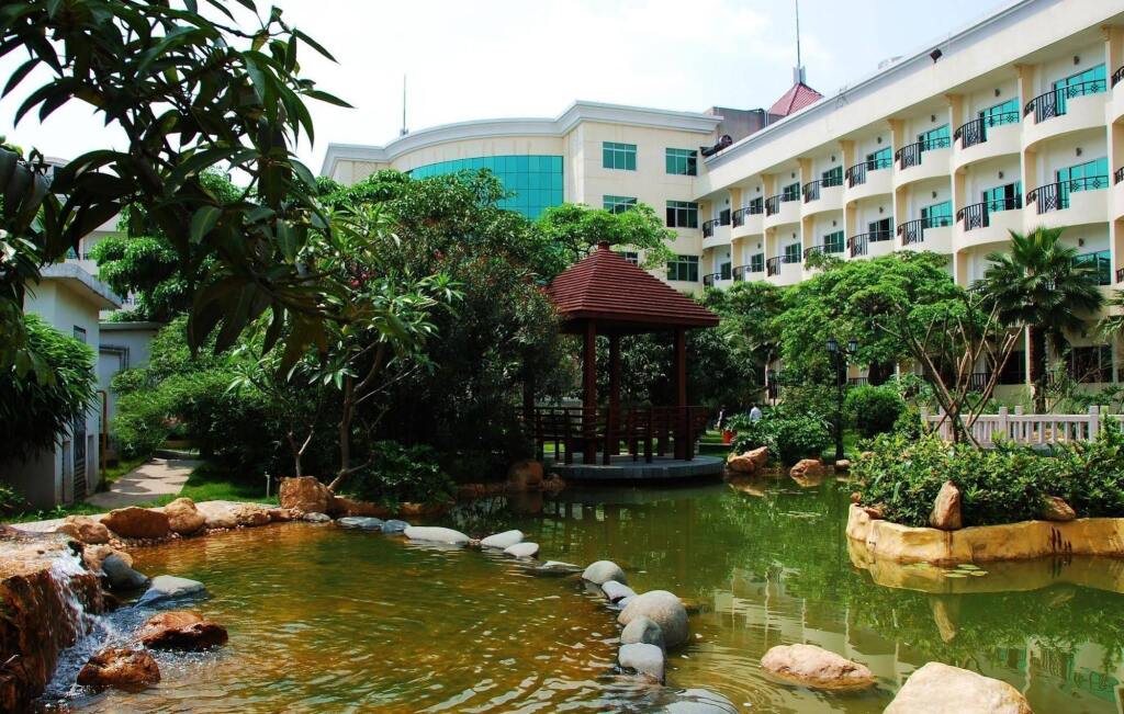 Дунгуань: Grand Capital Hotel
