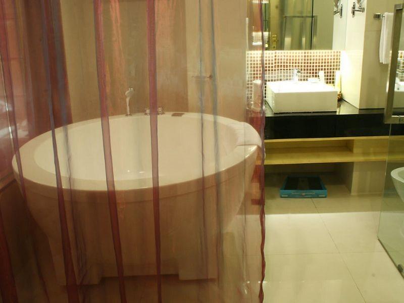 Фучжоу: Fuzhou Golden Hotel