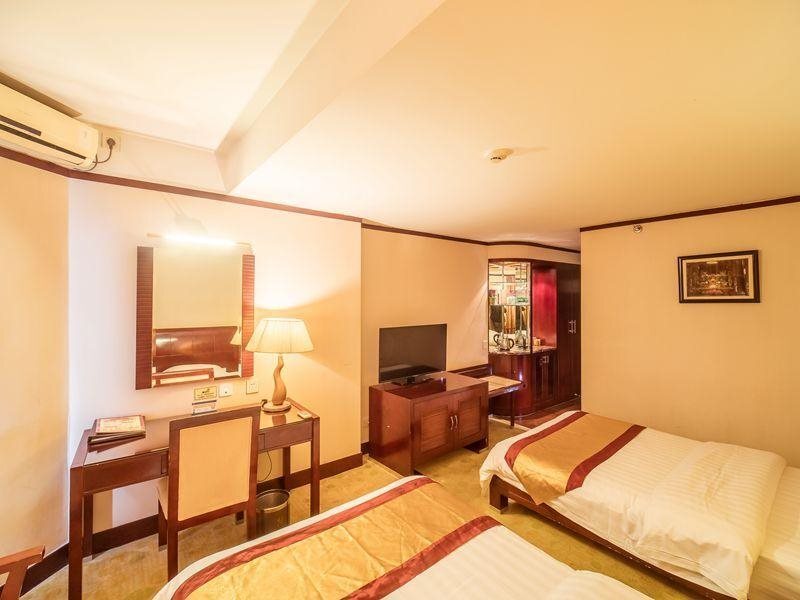 Куньмин: Dehong Hotel