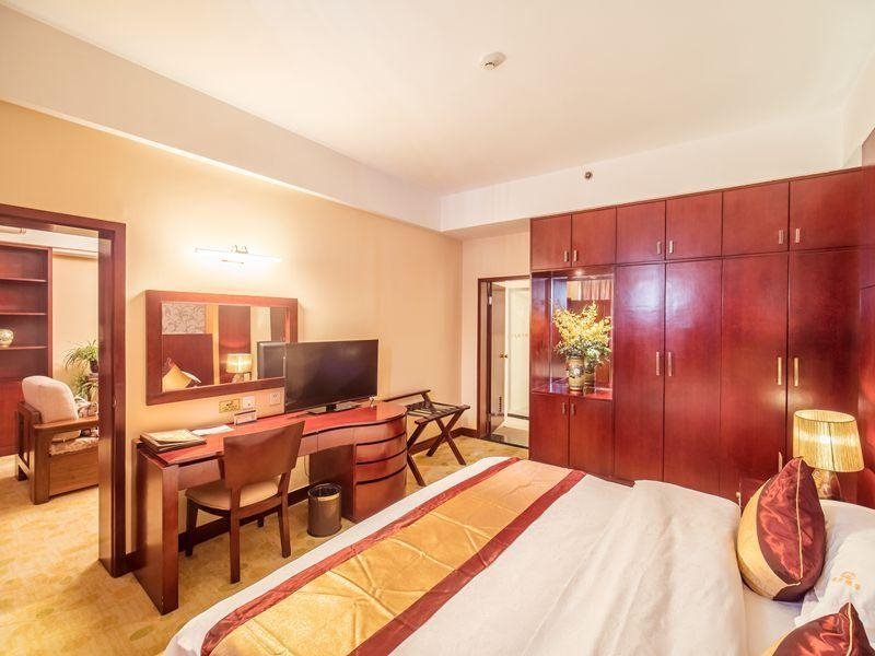 Куньмин: Dehong Hotel