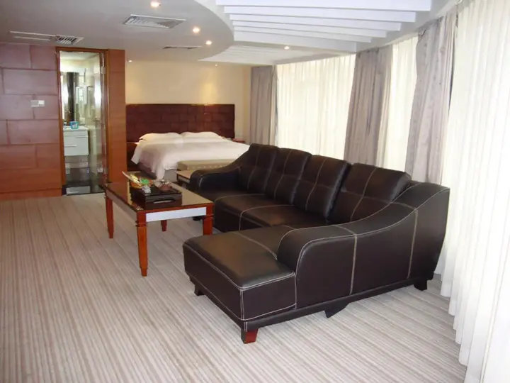 Гуанчжоу: Huaweida Hotel